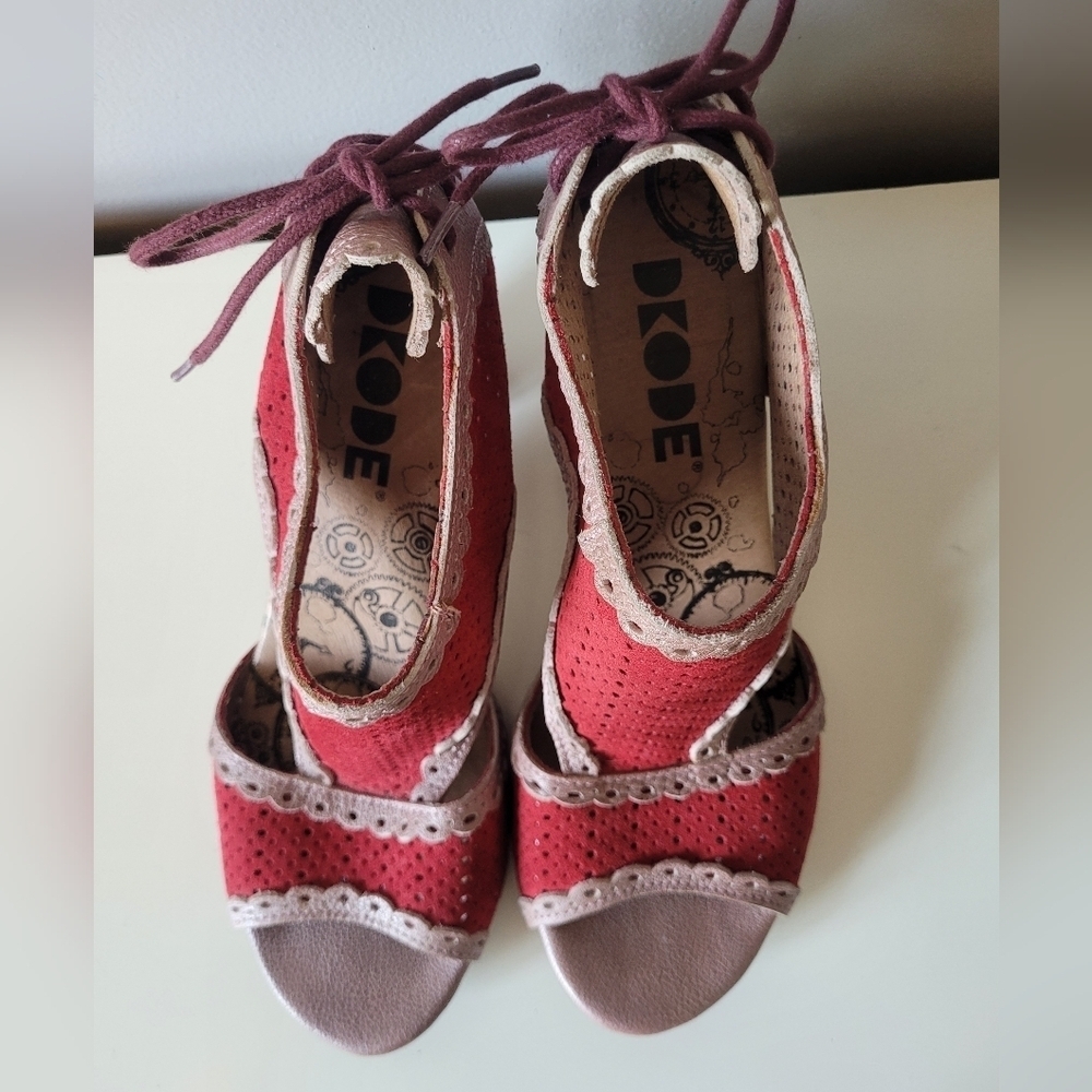 DKode T Strap Open Toed Sandals With Back Ties, VGUC, Size 38 - Picture 3 of 11